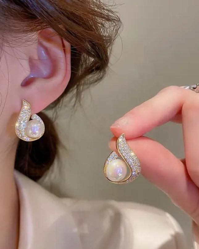 Pearal crystal round shape earning