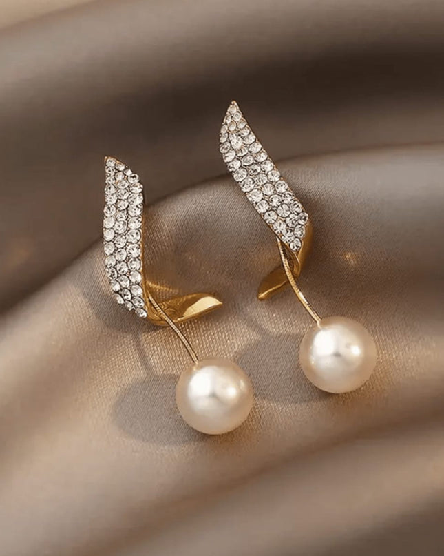 Twisted dropping pearl earning