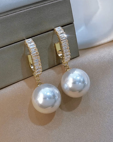 Big hanging pearl earnings